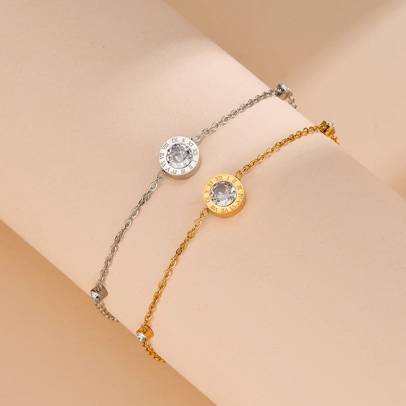 Bracelet fin en acier avec strass