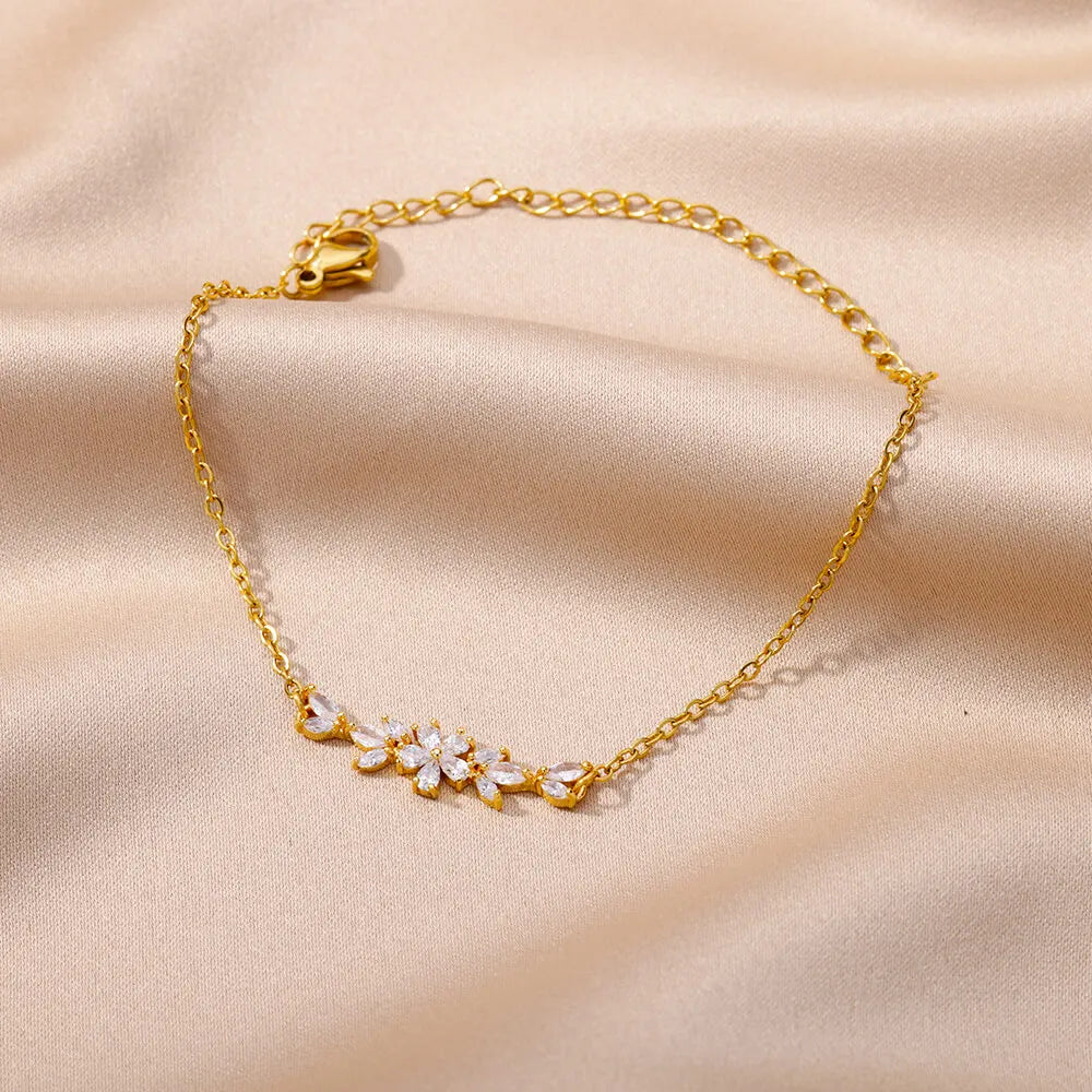 Bracelet fin avec pendentif fleur